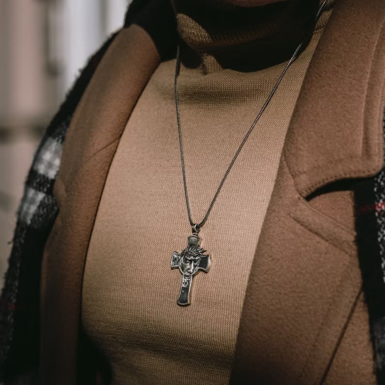 Collar de Joyería de la Cruz de Jesús