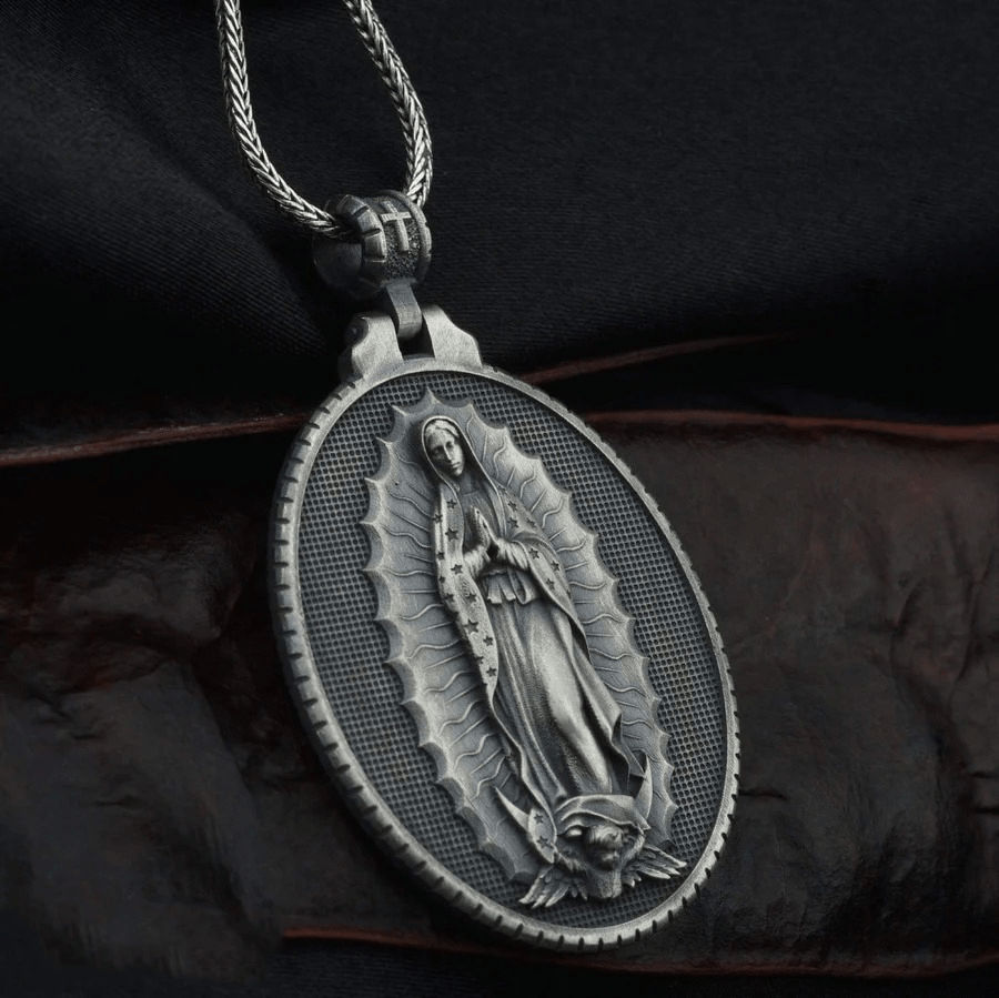Collar de la Virgen María Nuestra Señora de Guadalupe
