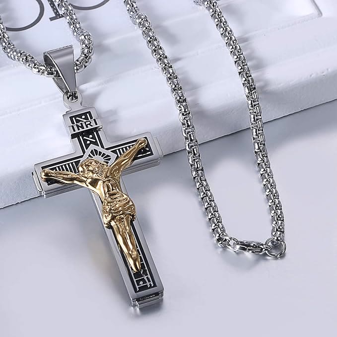 Collar de Titanio con Crucifijo de Jesús