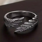 Anillo Ajustable Alas de Ángel Puro