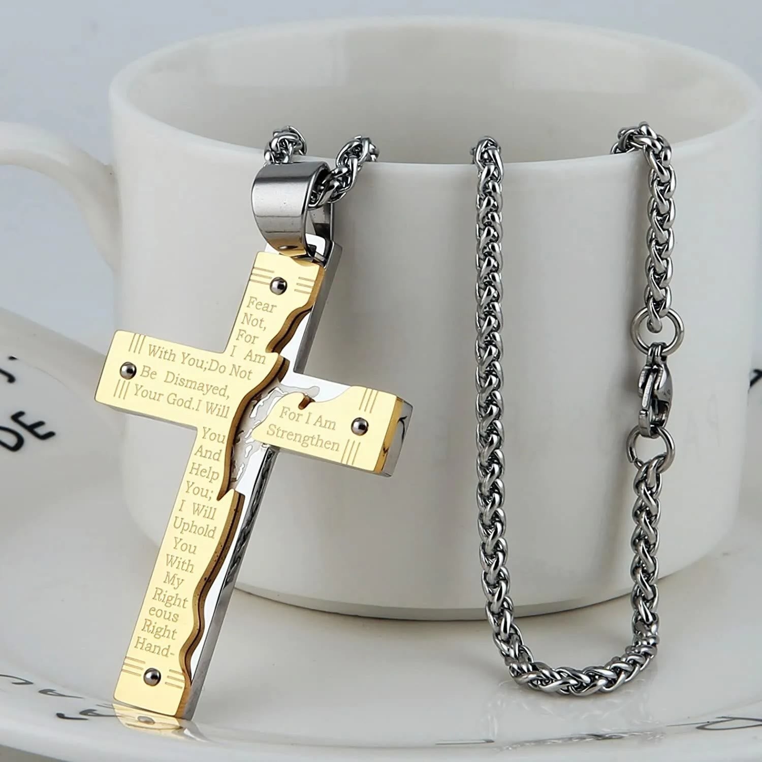 Collar de Cruz Religiosa de Jesús Crucificado