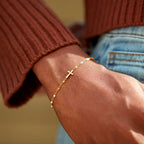 Pulsera Cruz Minimalista Delicada