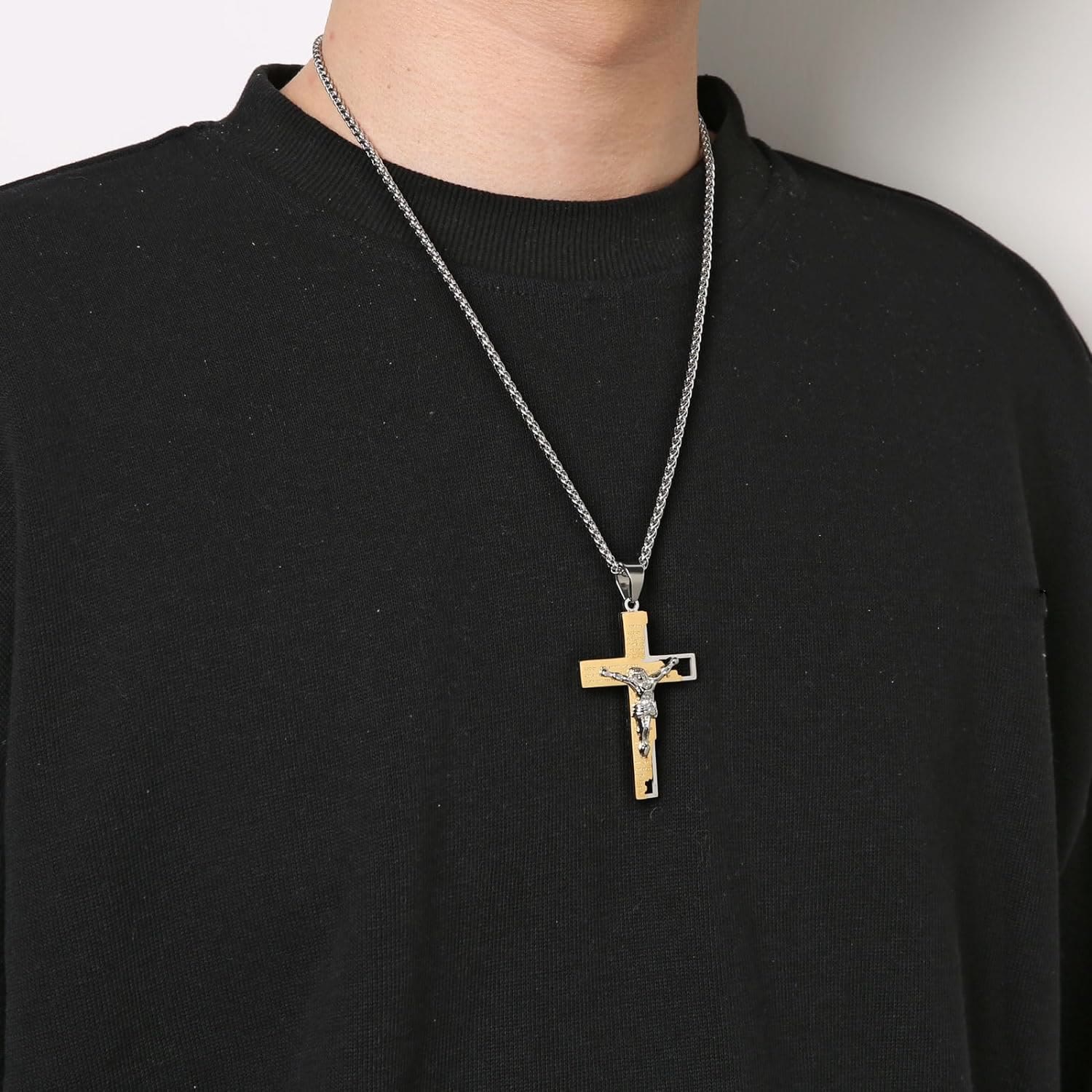 Collar de Oración con Crucifijo de Acero Inoxidable