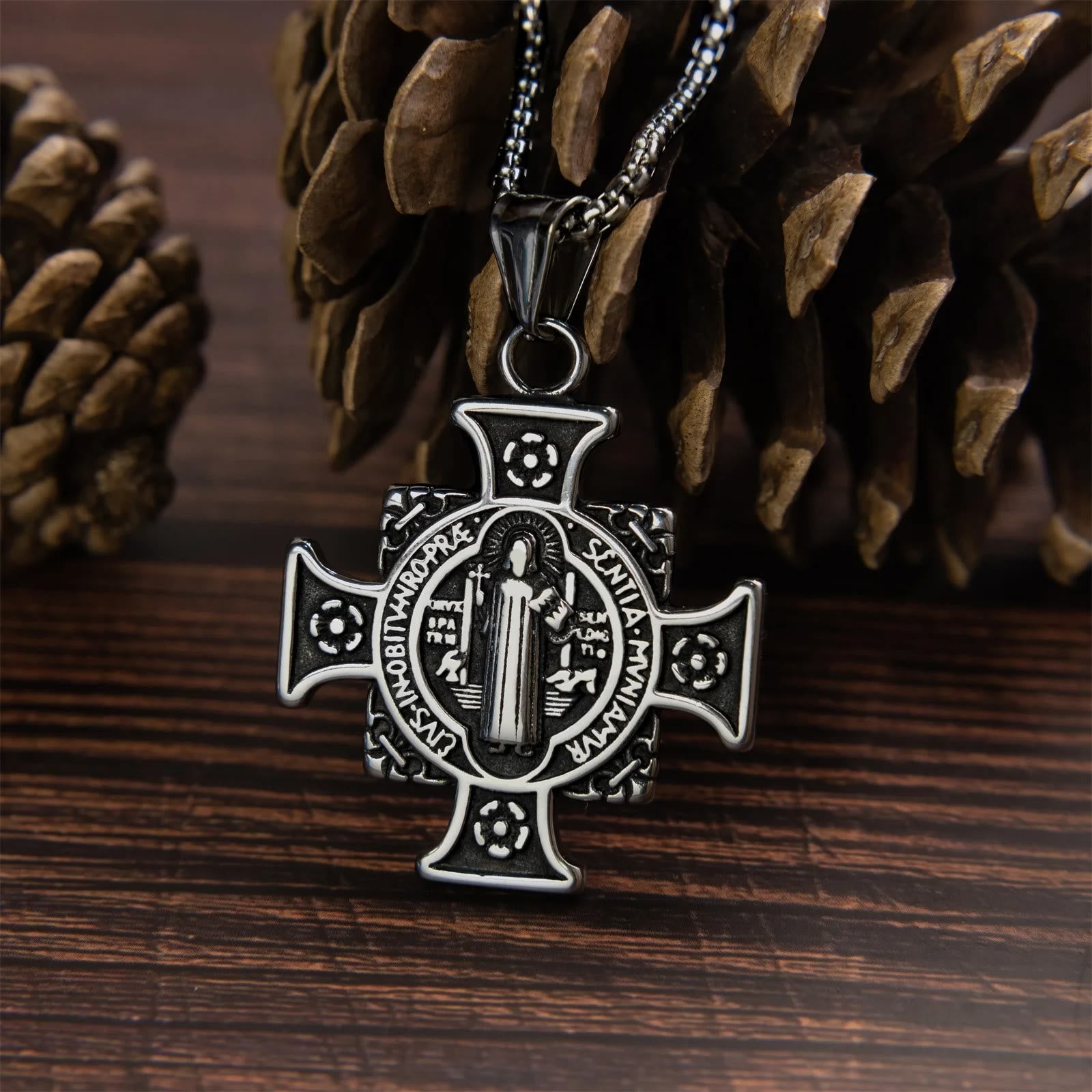 Medalla de Protección de San Benito Colgante de Cruz