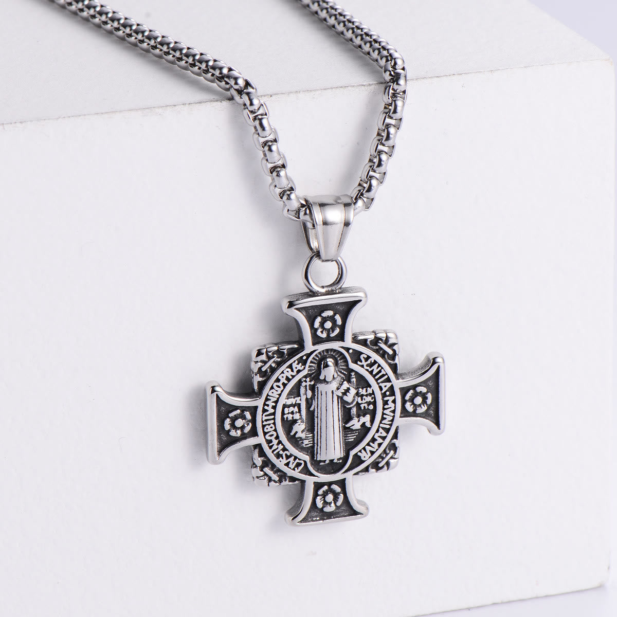 Medalla de Protección de San Benito Colgante de Cruz