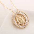 Amuleto de Zirconia de Nuestra Señora de Guadalupe Collar Colgante