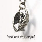 Colgante de Ala de Ángel Guardián que Ora