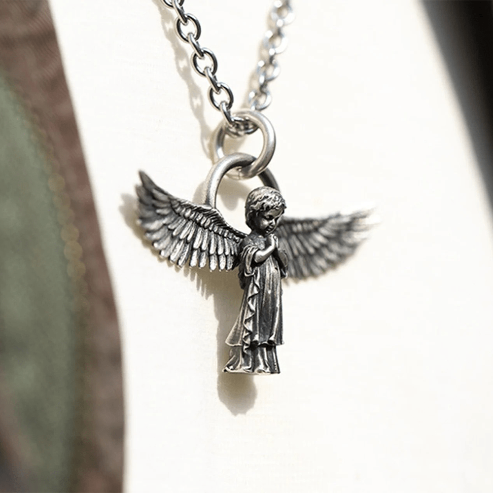 Collar de Protección Ángel Orante con Alas Extendidas