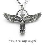 Collar de Protección Ángel Orante con Alas Extendidas
