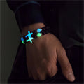 Pulsera de Cruz que Brilla en la Oscuridad