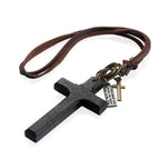 Collar de Cuero Ajustable con Cruz de Madera Vintage