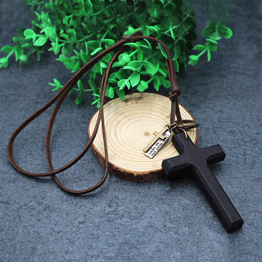 Collar de Cuero Ajustable con Cruz de Madera Vintage