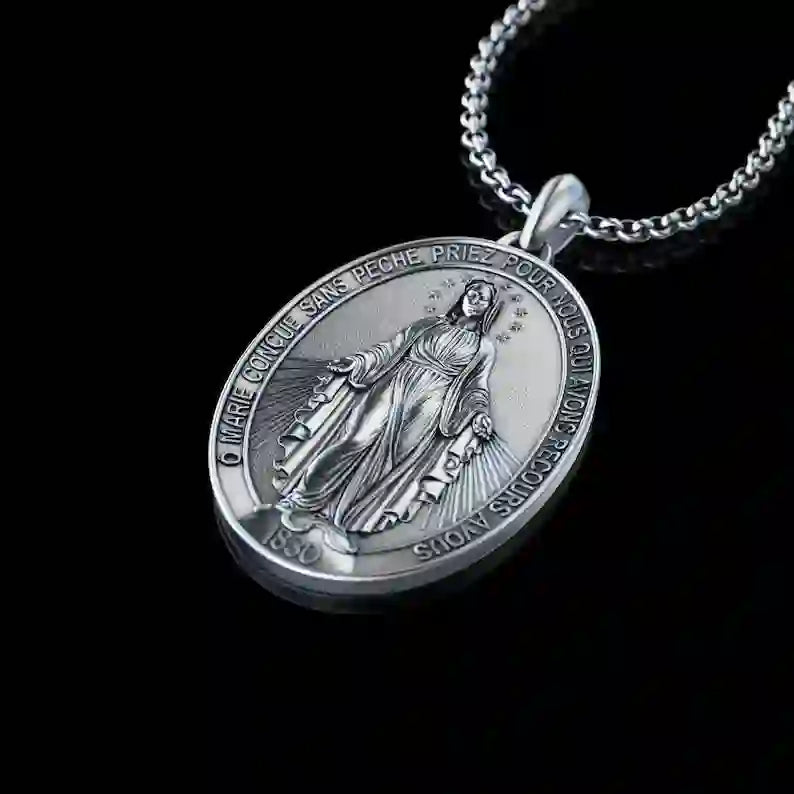 Collar con Colgante de Plata Maria Joyería Religiosa