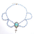 Colgante de Vidrio de María Milagrosa con Cadena de Clavícula de Cristal Azul