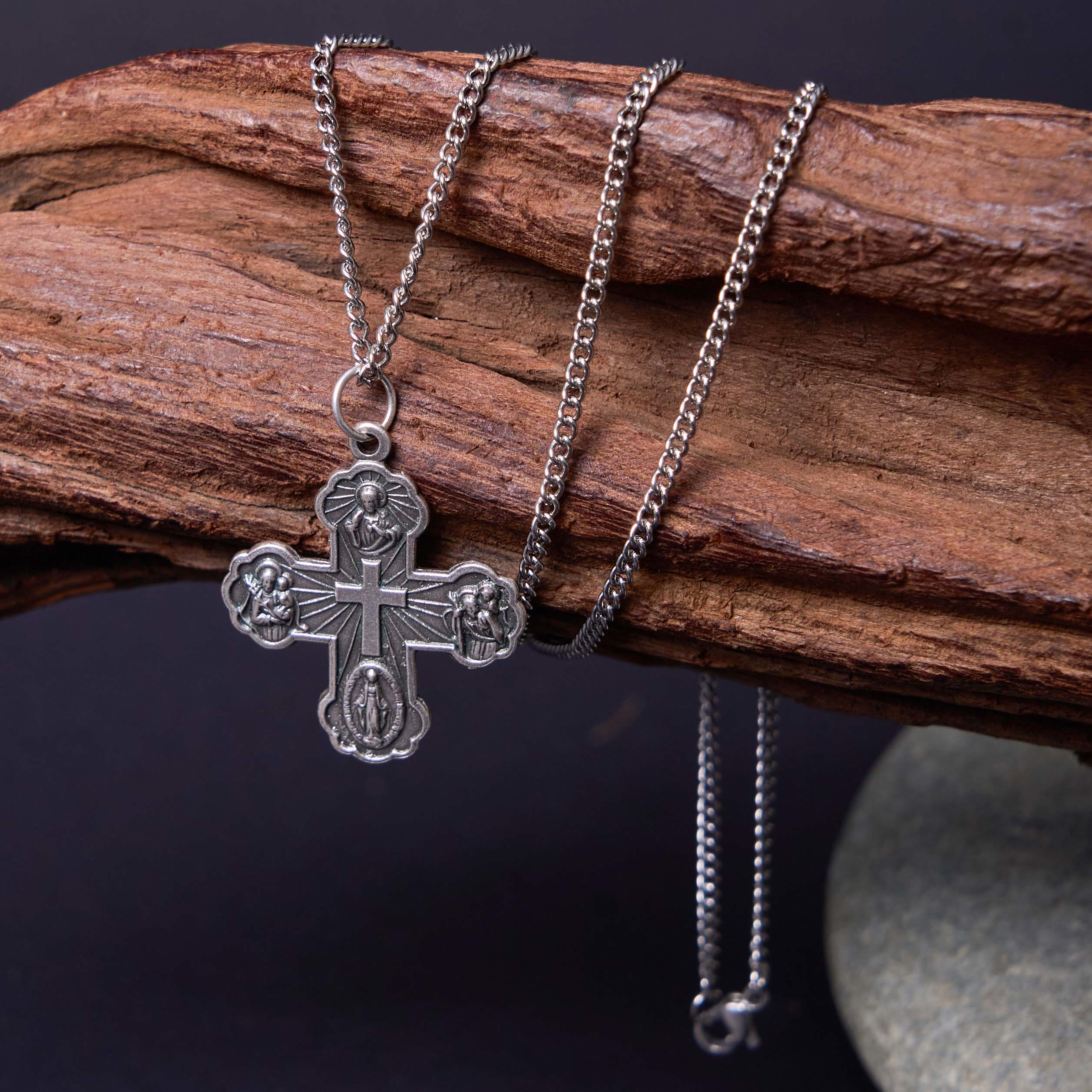 Collar de Aleación con Colgante de Cruz Cuádruple Carmelitano Clásico de Cinco en Uno
