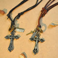 Collar de Cuero con Colgante de Crucifijo Estilo Clásico Retro
