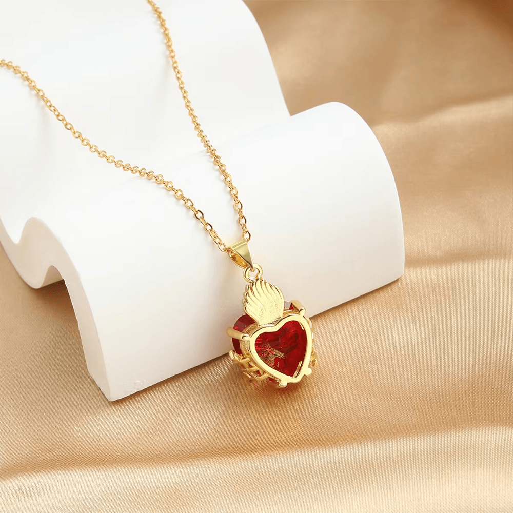 Collar de Péndulo del Sagrado Corazón de Jesús con Gemas Rojas de Estilo Moderno