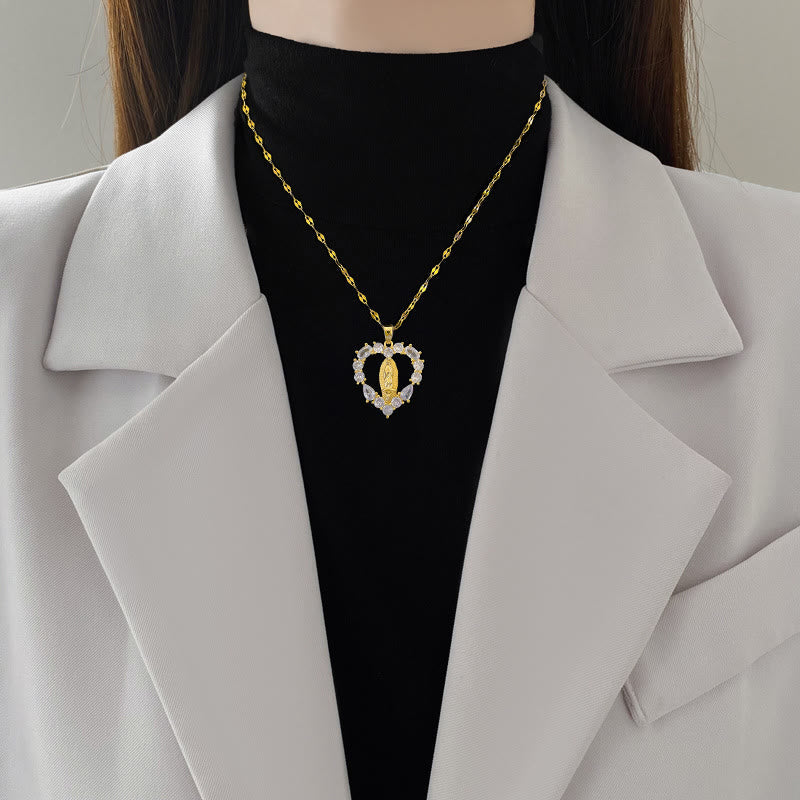 Collar de Pendiente de Nuestra Señora de Guadalupe con Gemas en Forma de Corazón de Estilo de Lujo