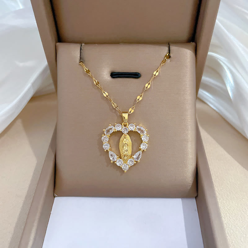 Collar de Pendiente de Nuestra Señora de Guadalupe con Gemas en Forma de Corazón de Estilo de Lujo
