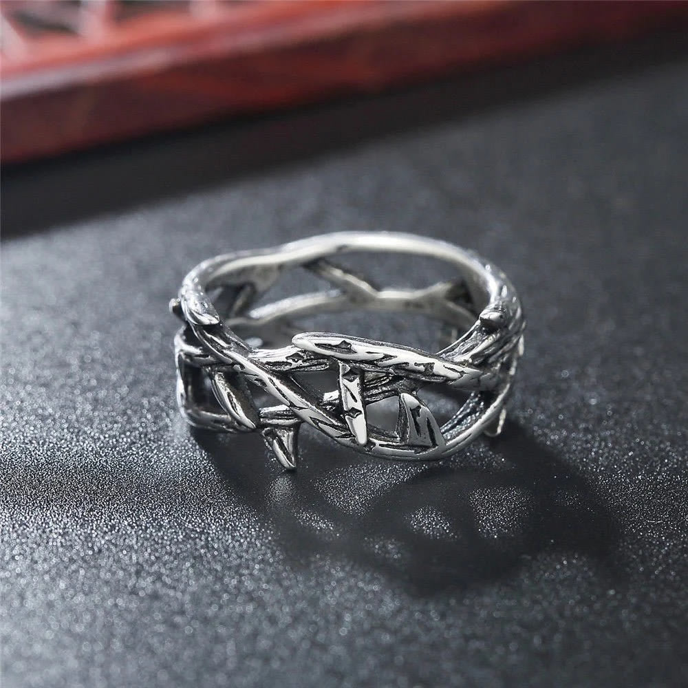 Anillo de Acero de Titanio con Corona de Espinas de Estilo Retro