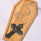 Crucifijo Ornamental de Estilo Clásico con Iconografía de Todos los Santos y Acentos de Gemas Rojas - Collar con Colgante
