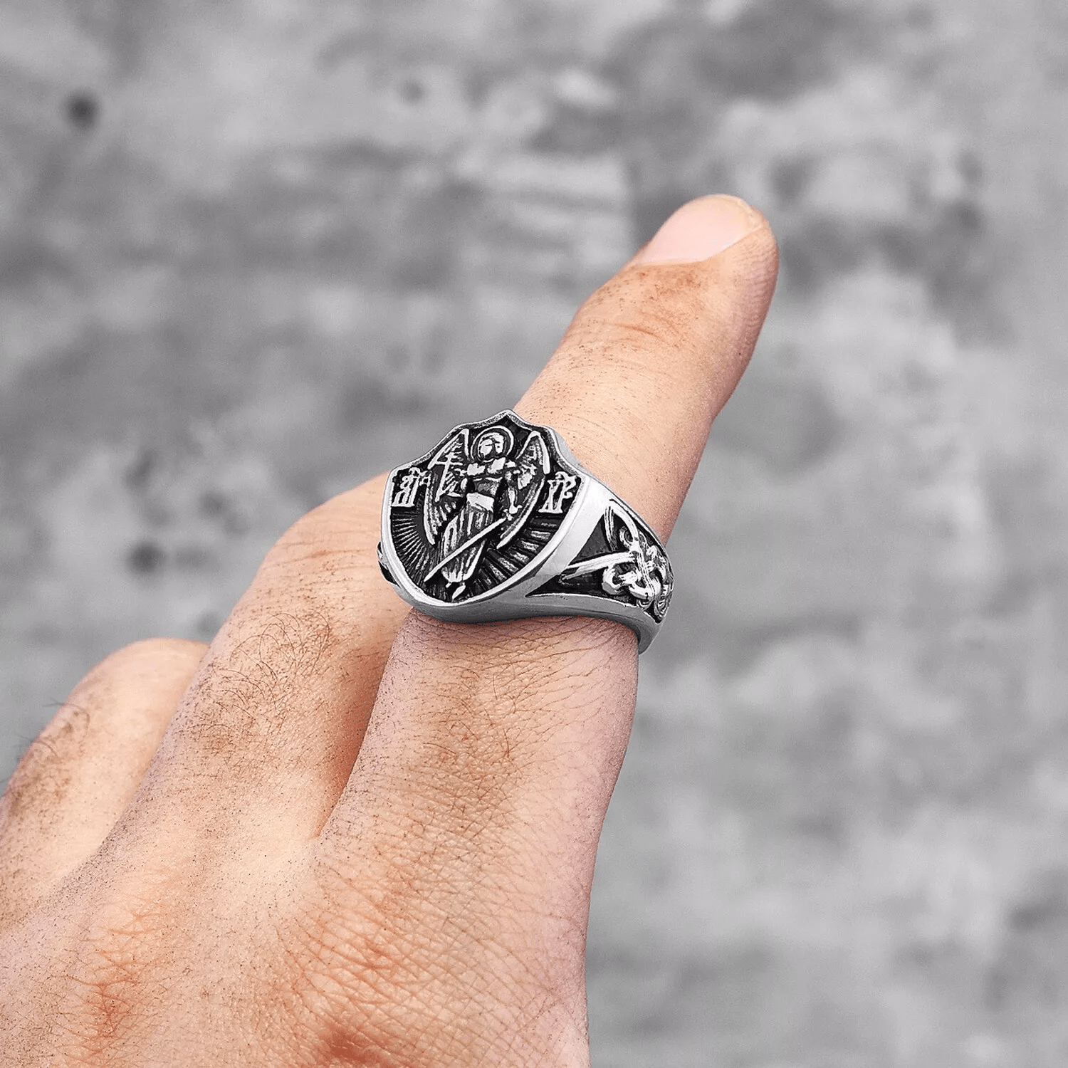 Anillo de Protección y Fuerza del Ángel Guardián San Miguel de Estilo Retro