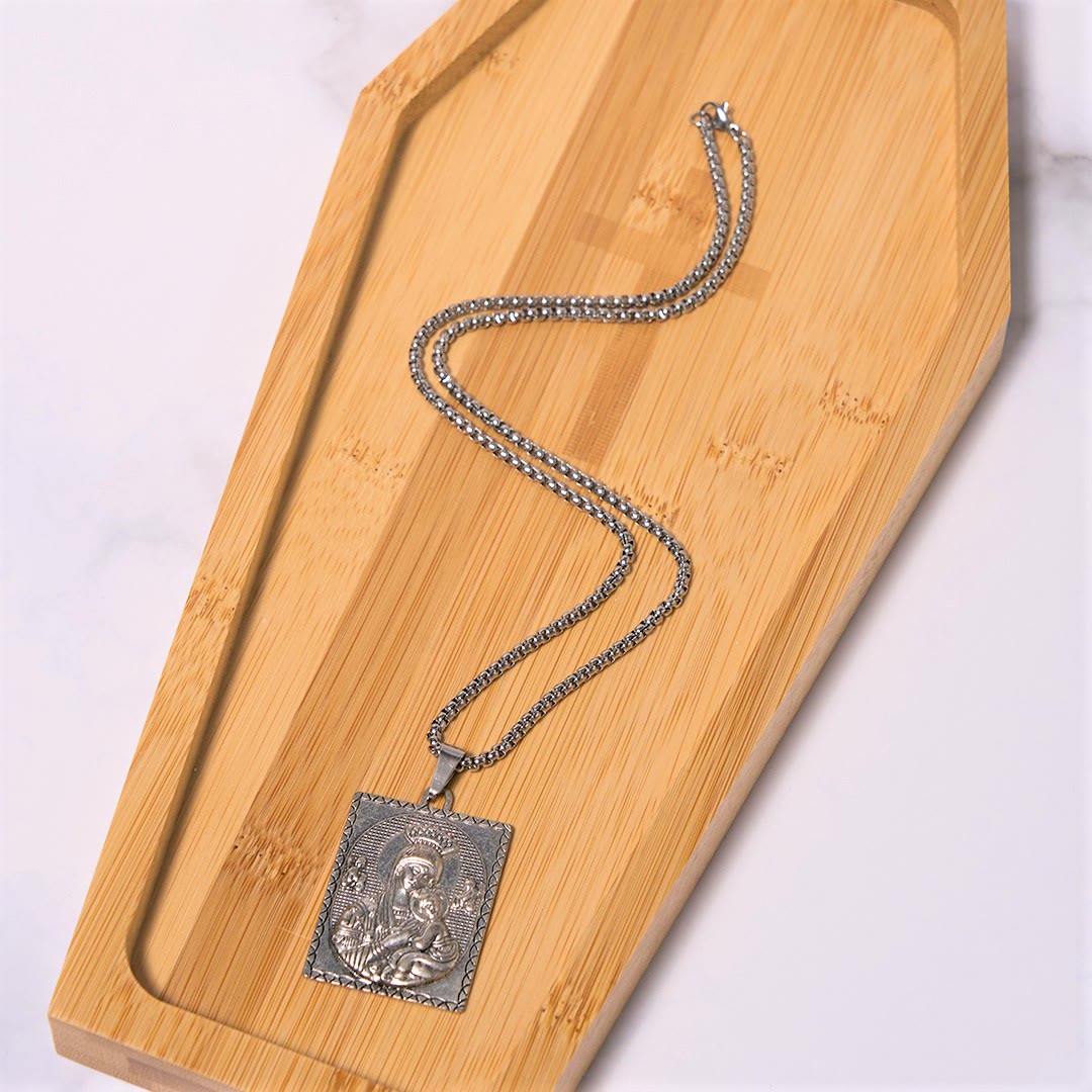 Collar de Medalla del Santo Jesús y María, Estilo Clásico, Virgen y Niño