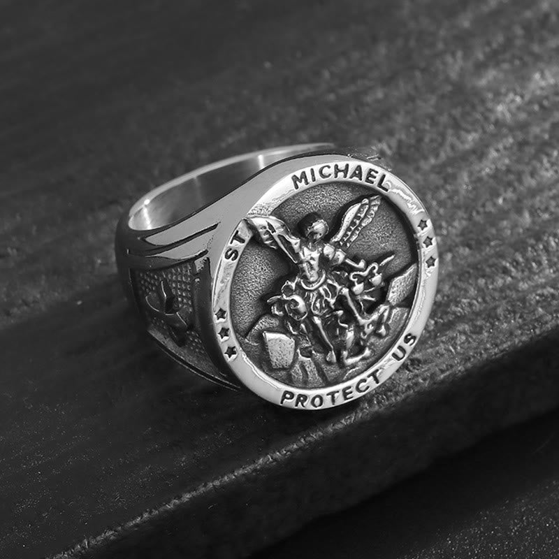 Anillo de Fe Divina "San Miguel Arcángel, Protégennos" Estilo Clásico