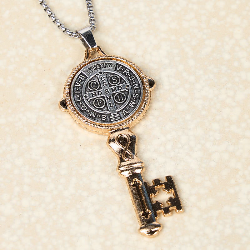 Collar de Colgante de Aleación "San Benito, Protégennos, la Llave de la Fe"