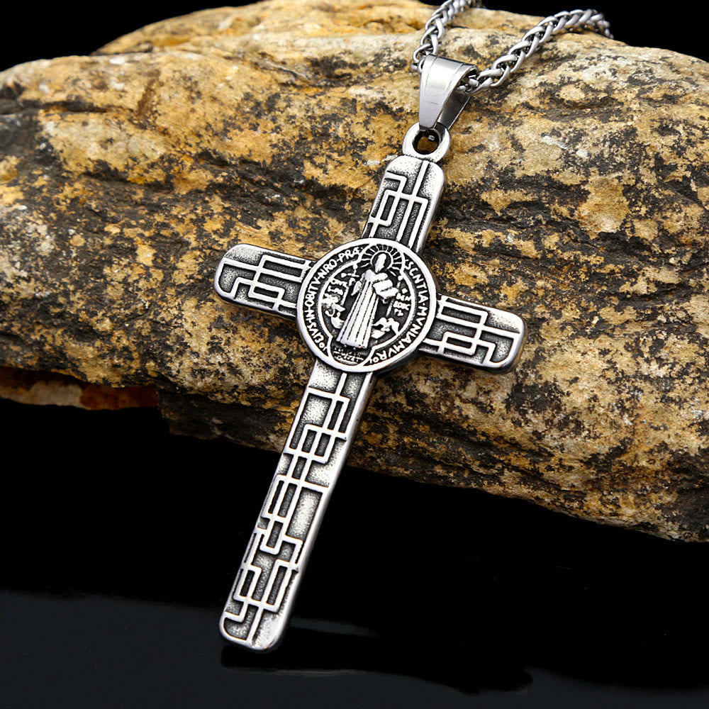 Collar de Péndulo de Titanio con Cruz de San Benito Protégenos