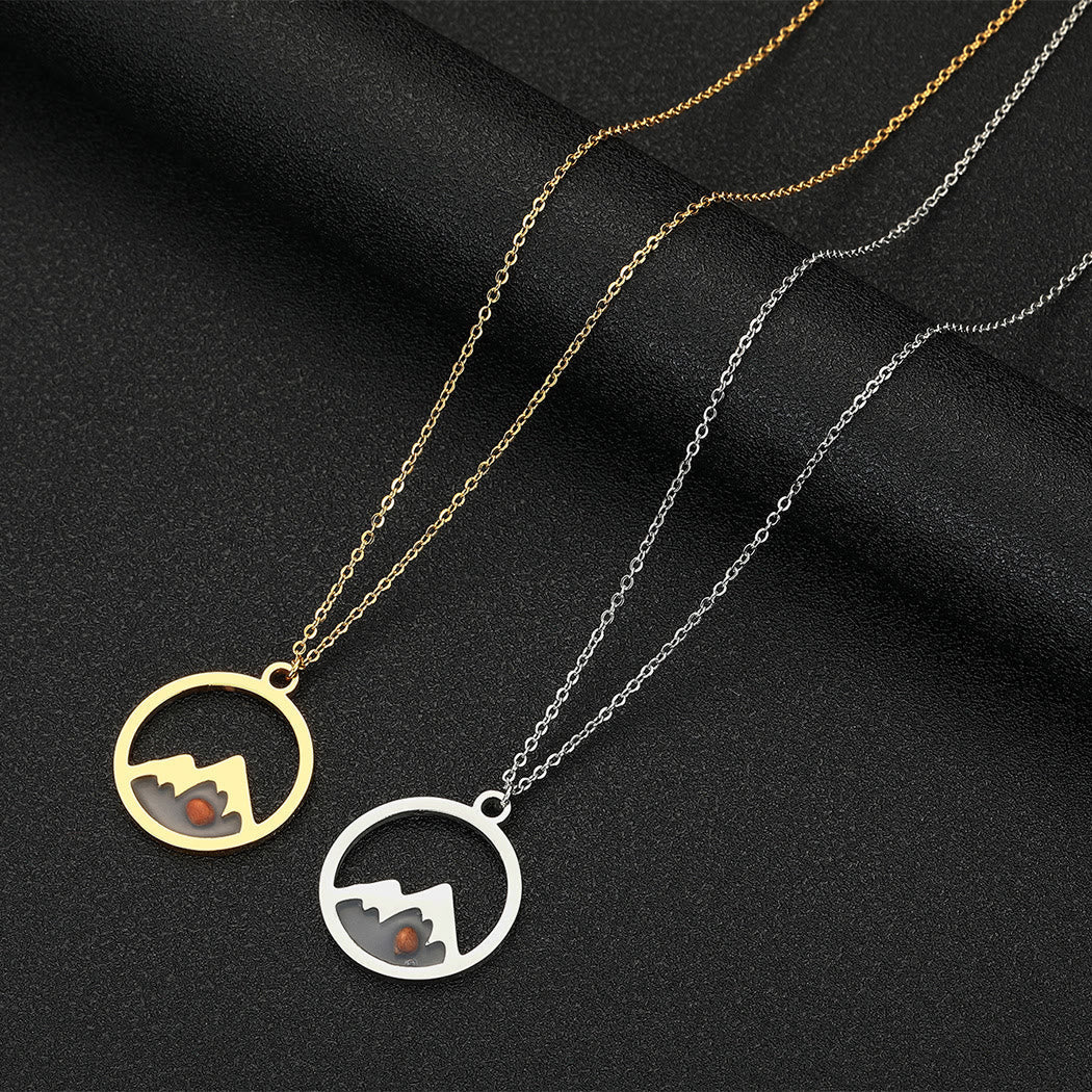 Collar de Fe con Colgante de Semilla de Mostaza de Estilo Moderno
