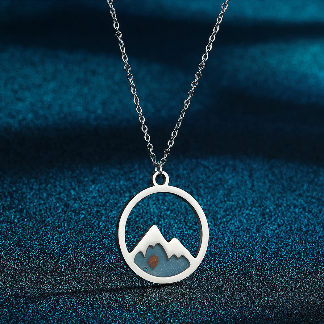 Collar de Fe con Colgante de Semilla de Mostaza de Estilo Moderno