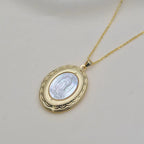 Collar de Medallón de Estilo Clásico de Nuestra Señora de Guadalupe