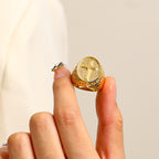 Anillo de Fe Divina en Estilo Clásico con Cruz Única