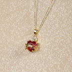 Collar de Péndulo del Sagrado Corazón de Jesús con Gemas Rojas de Estilo Moderno