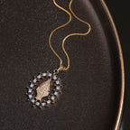 Collar de Pendiente de Piedras Preciosas de Nuestra Señora de la Medalla Milagrosa Estilo Lujo