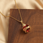 Collar de Pendiente del Sagrado Corazón de Jesús con Piedras Preciosas Rojas de Estilo Moderno