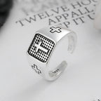 Anillo Ajustable de Fe Minimalista con Cruz Grabada en Plata Esterlina 925