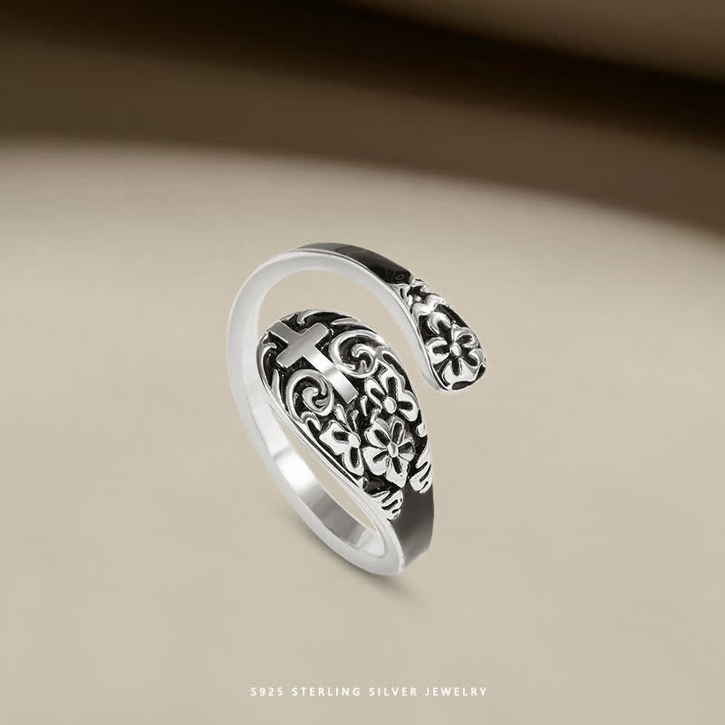 Anillo Cruz Grabado Ajustable de Plata Esterlina 925 - Elegancia en la Devoción