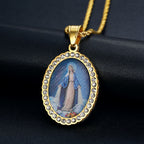 Gracia Divina con el Collar de la Medalla Milagrosa - Un Testimonio de Fe