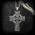 Collar Vintage de Cruz Celta Sagrada de la Trinidad: Un Símbolo Divino de Fe y Herencia