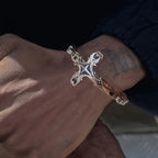 Pulsera para Hombre "Iron & Faith": Fuerza y Redención en Cada Eslabón