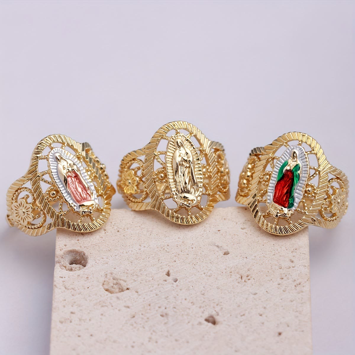 Anillo de Nuestra Señora de Guadalupe en 3 colores: Elegancia Sutil Encuentra Simbolismo Atemporal