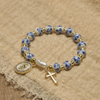 Medalla de Nuestra Señora y Pulsera Floral Inspirada: La Fe se Encuentra con el Estilo