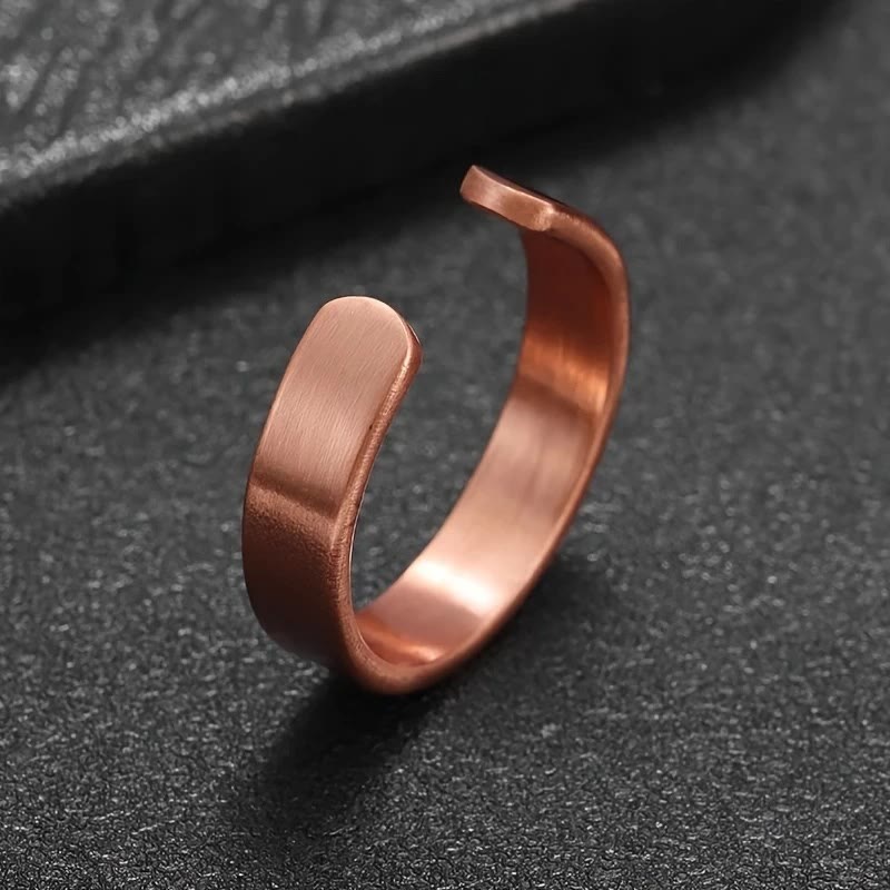 Anillo Ajustable de Cobre con Símbolo Minimalista de Jesús: Signo Distintivo de Fe