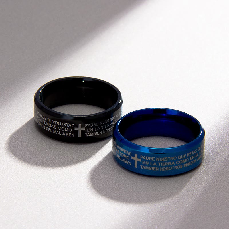 Anillo Minimalista de 8mm con Verso Sagrado en Tres Colores y Motivo de Cruz: Lleva Tu Fe