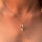 Collar de Cruz Moderno Coronado en Fe, Pendientes