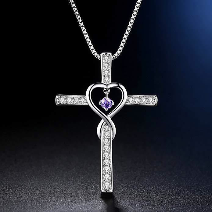 Collar de Cruz con Piedra de Nacimiento de 12 Meses y Diseño de Corazón con Acentos Brillantes