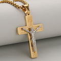 Collar de Crucifijo Elegante Símbolo de Devoción Disponible en Cuatro Tonos