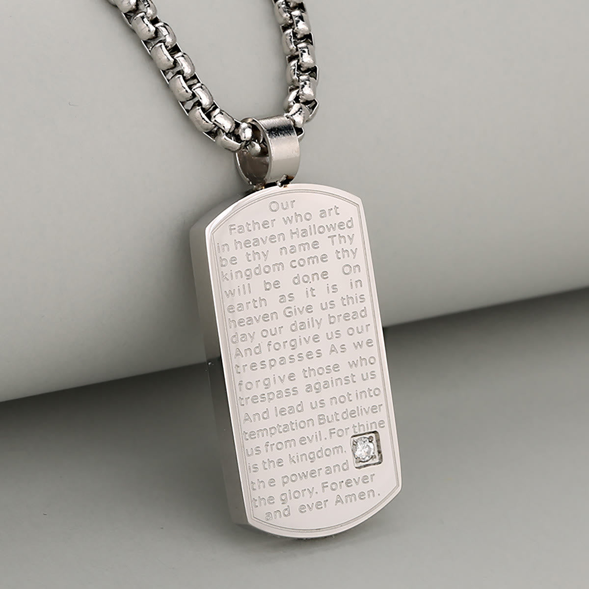 Collar Rectangular de la Oración del Señor en Tres Colores Expresando Fe y Esperanza
